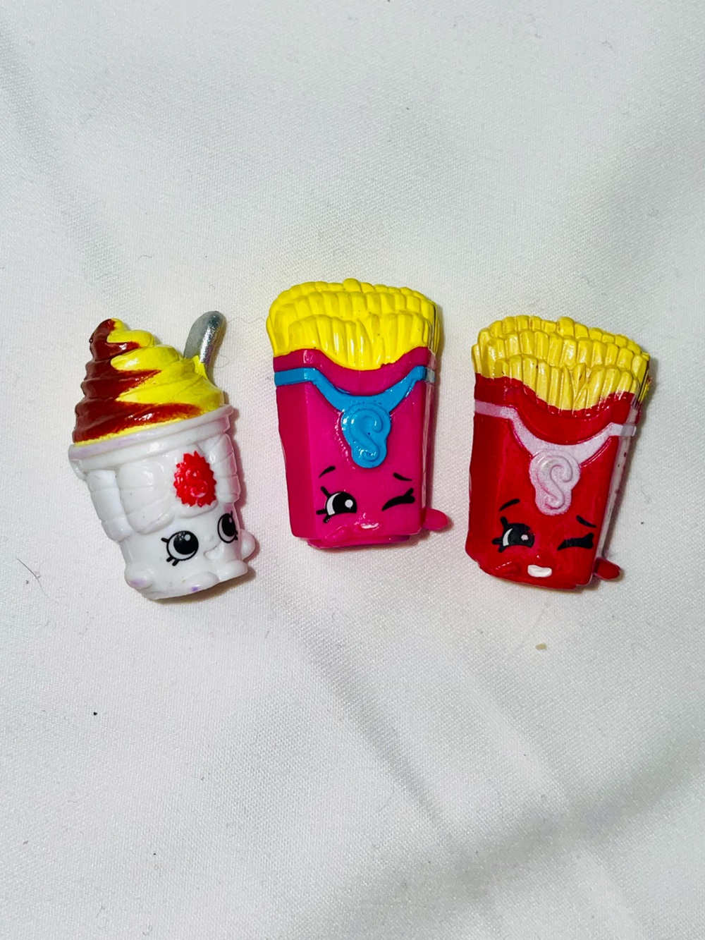 Shopkins S1 Fast Food- Fiona Fries and Yummy Sundae